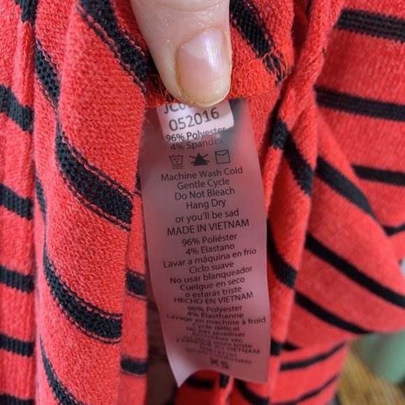 LulaRoe sleeveless cardigan - Picture 7 of 7